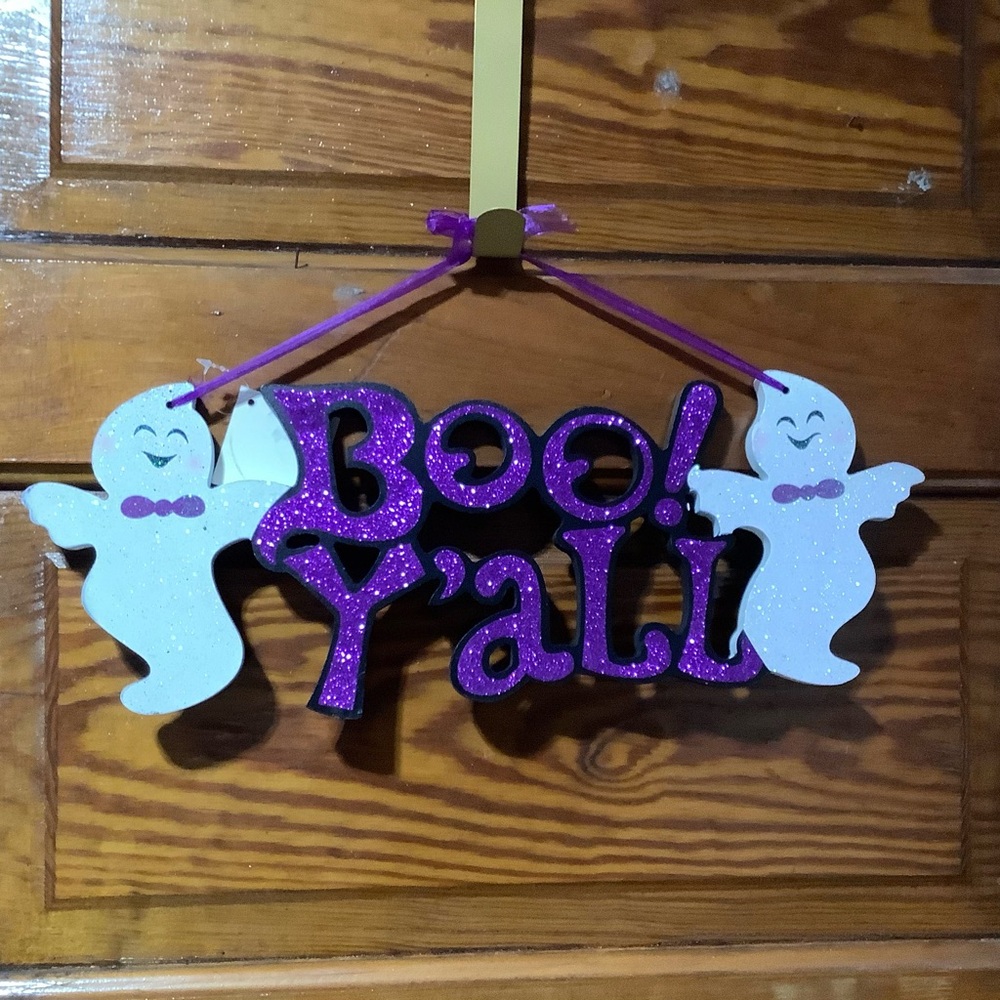 New Halloween glitter Boo Y’all sign